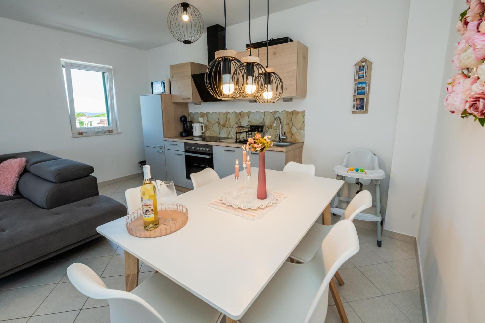 Sun Island Apartment Трогир Екстериор снимка