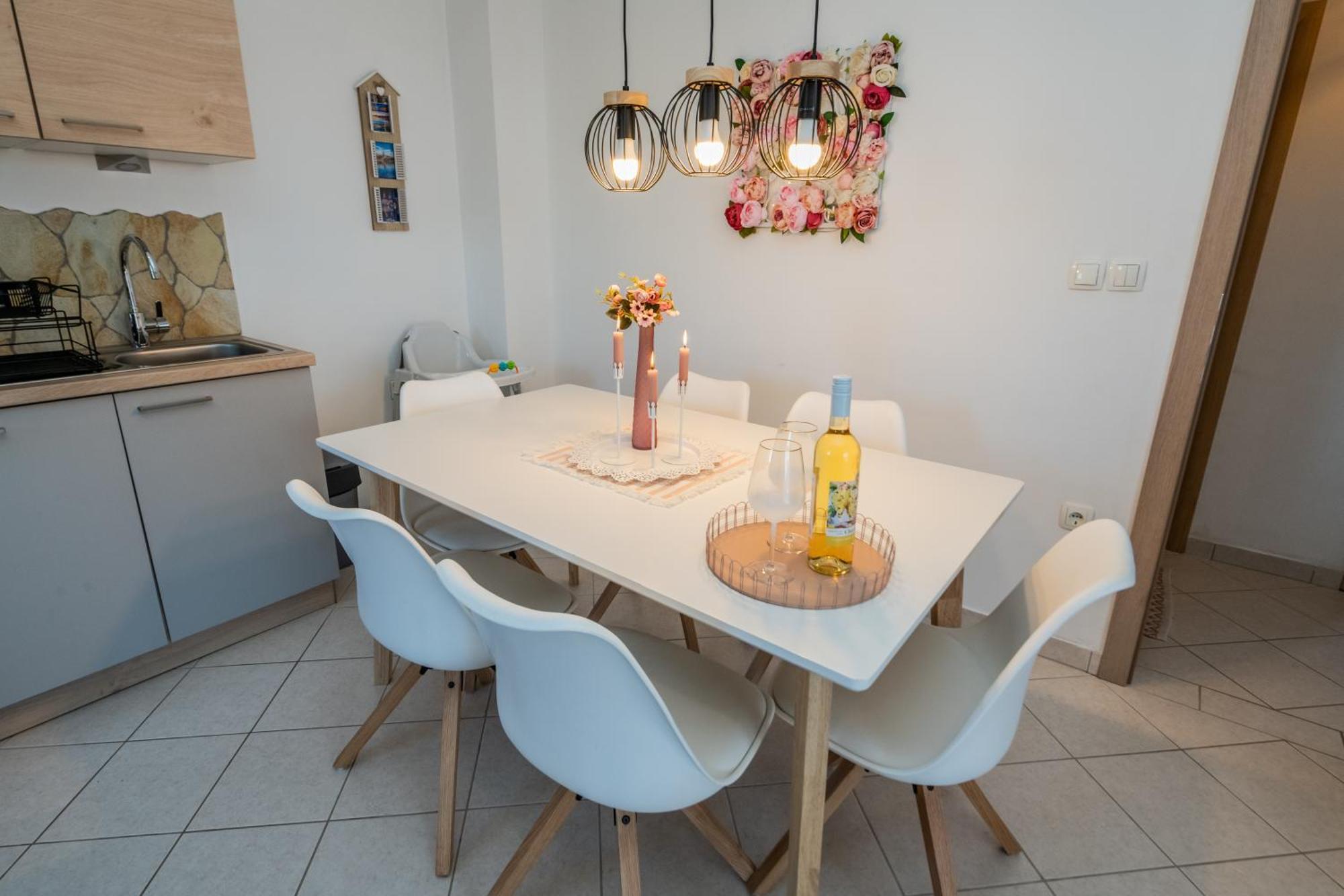 Sun Island Apartment Трогир Екстериор снимка